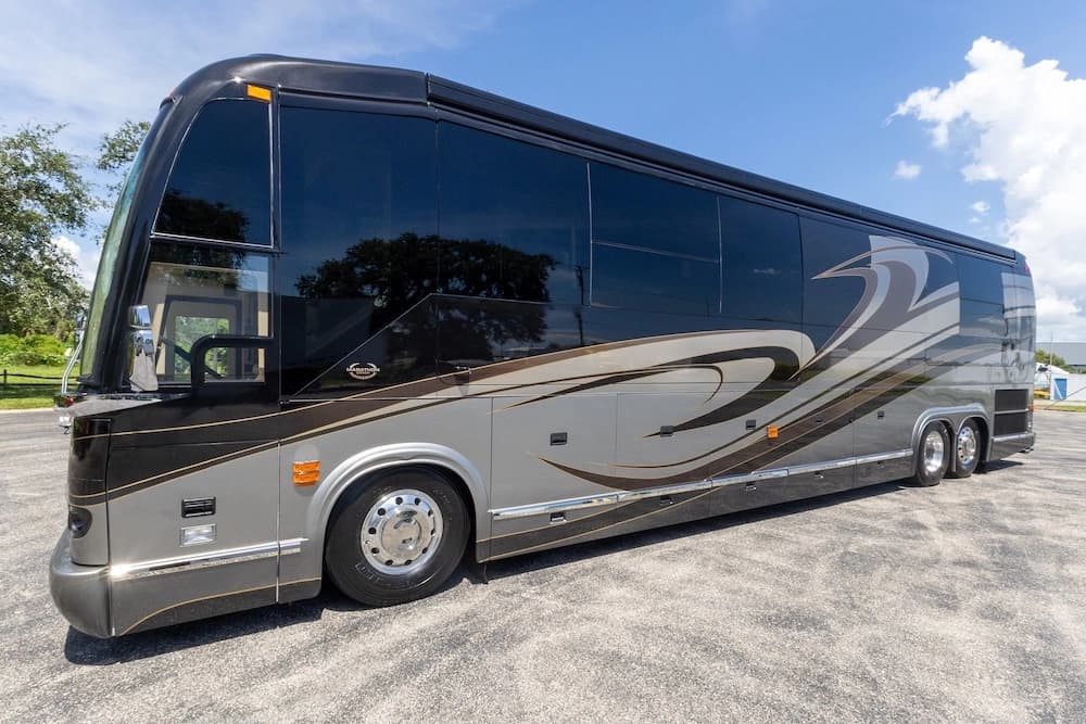2008 Prevost Marathon H3-45 Motorcoach - Image 10