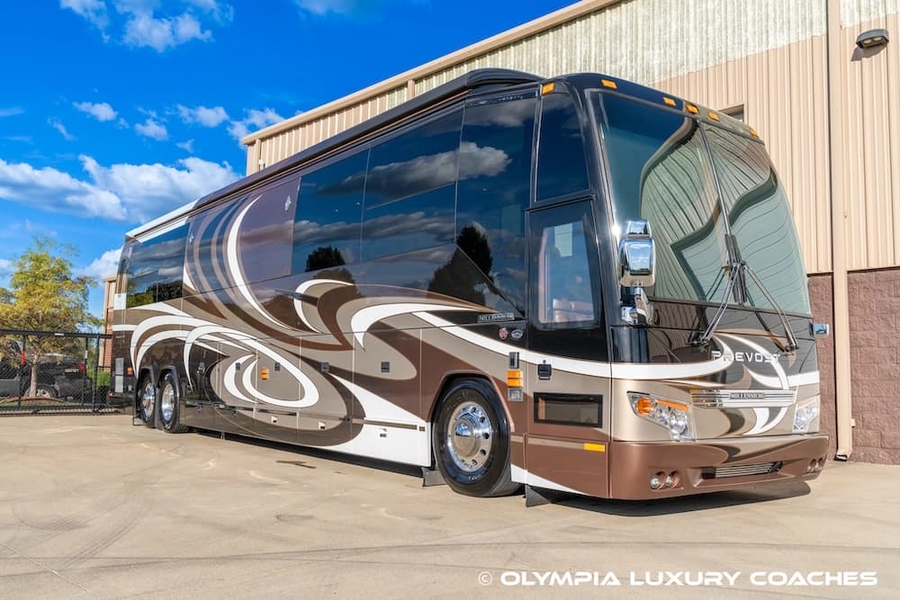 2012 Prevost Millennium H3-45 Motorcoach - Image 19