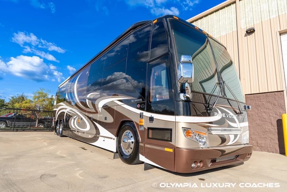 2012 Prevost Millennium H3-45 Motorcoach - Image 27