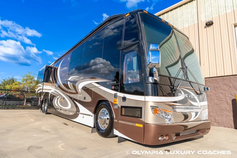 2012 Prevost Millennium H3-45 Motorcoach - Image 28