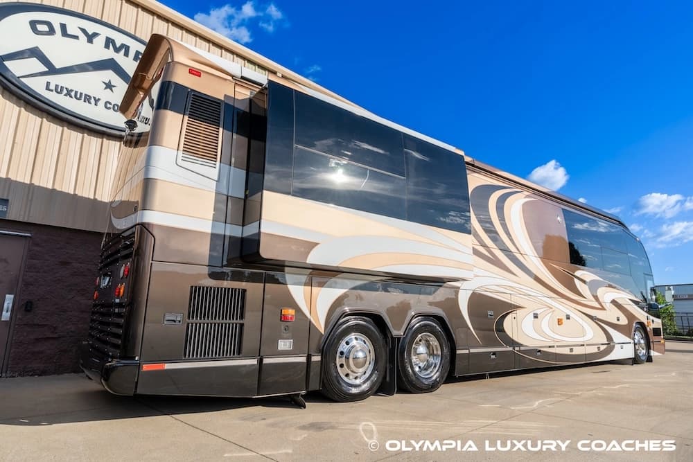2012 Prevost Millennium H3-45 Motorcoach - Image 30