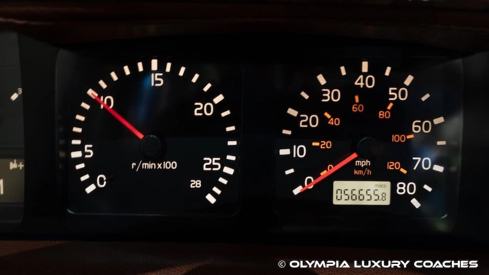 2012 Prevost Millennium H3-45 Motorcoach - Image 32