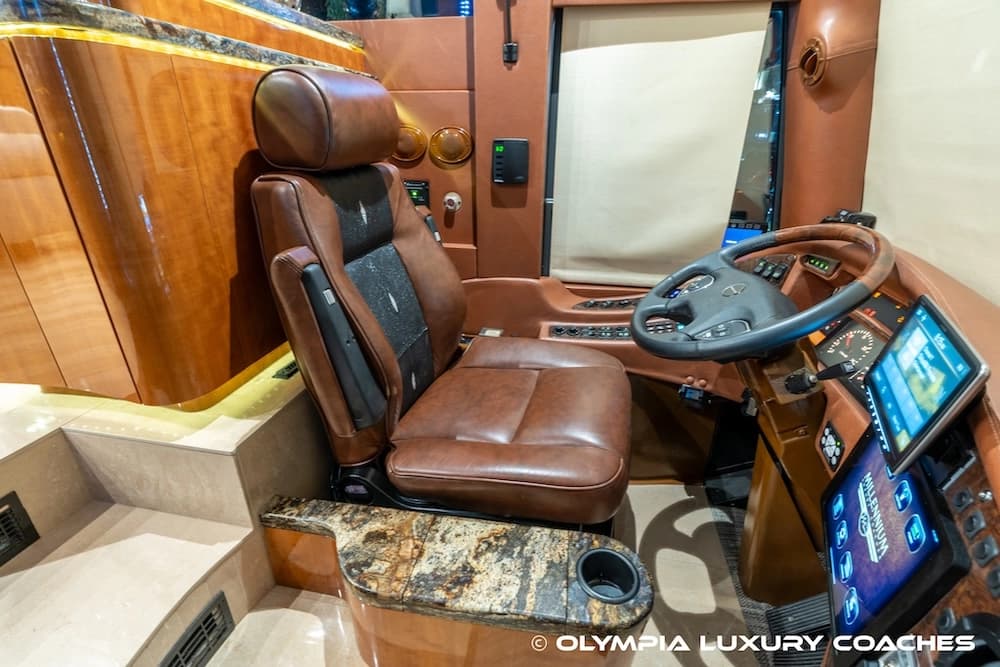 2012 Prevost Millennium H3-45 Motorcoach - Image 34