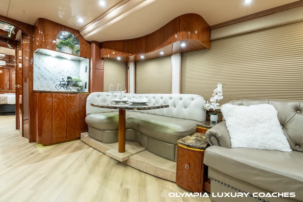 2012 Prevost Millennium H3-45 Motorcoach - Image 44