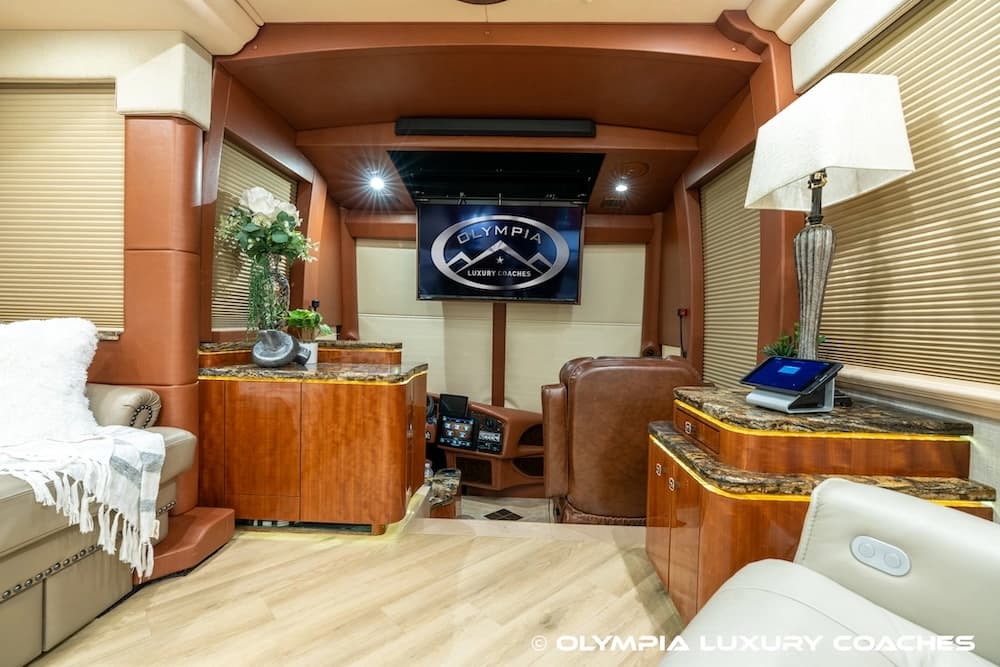 2012 Prevost Millennium H3-45 Motorcoach - Image 50