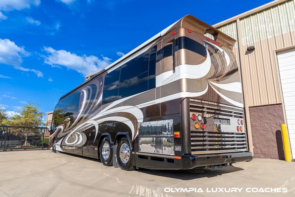 2012 Prevost Millennium H3-45 Motorcoach - Image 7