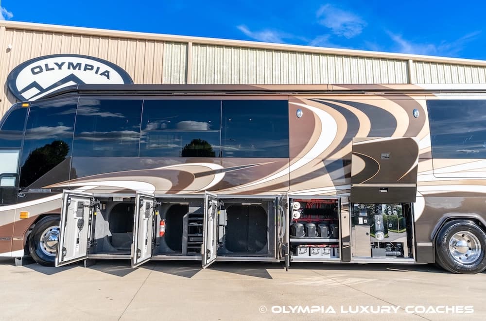 2012 Prevost Millennium H3-45 Motorcoach - Image 10