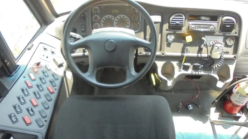 2010 Freightliner Thomas Cutaway School Bus - Image 5