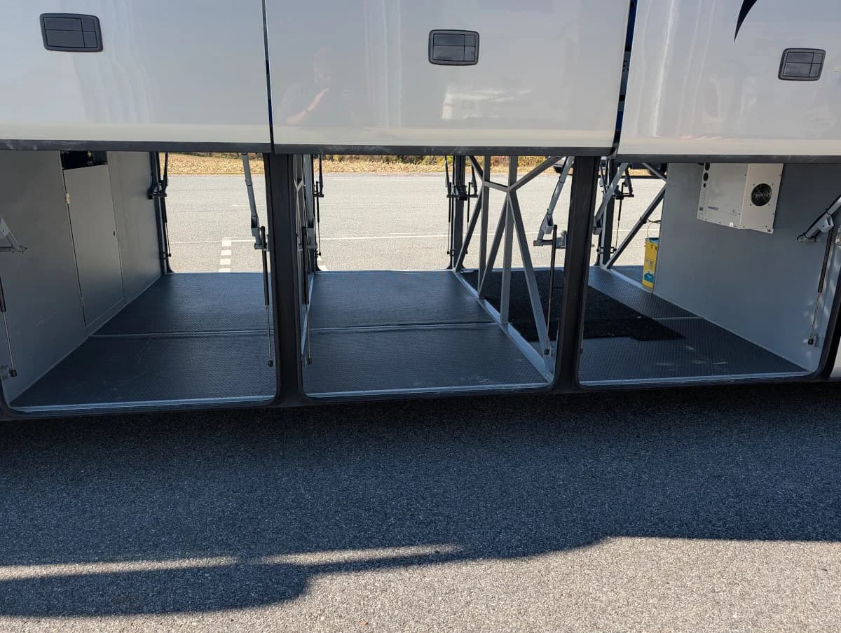 2015 Setra S 417 TC Coach - Image 23