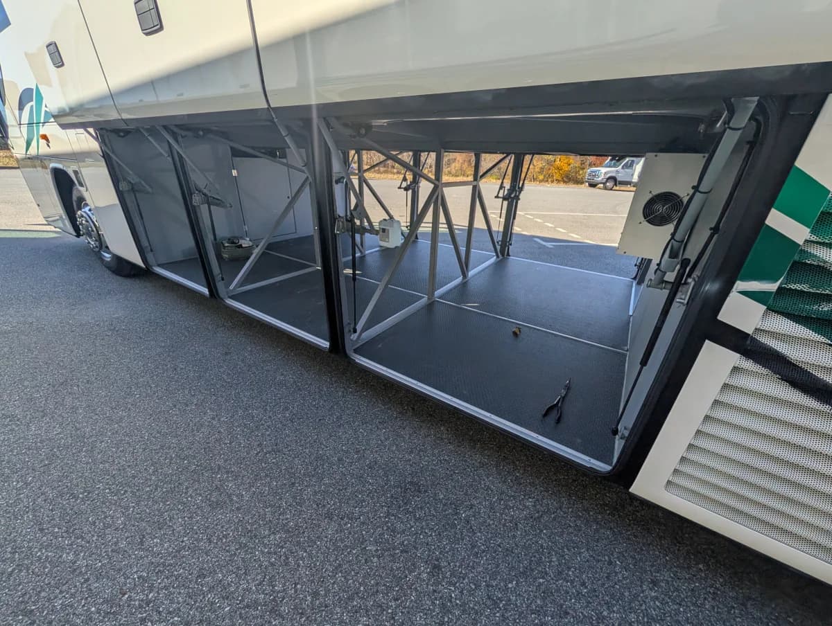 2015 Setra S 417 TC Coach - Image 23