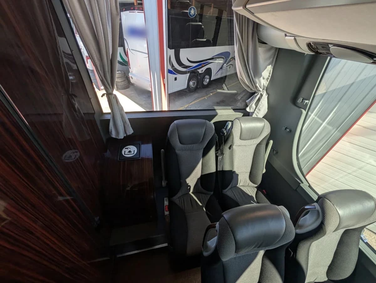 2015 Setra S 417 TC Coach - Image 16