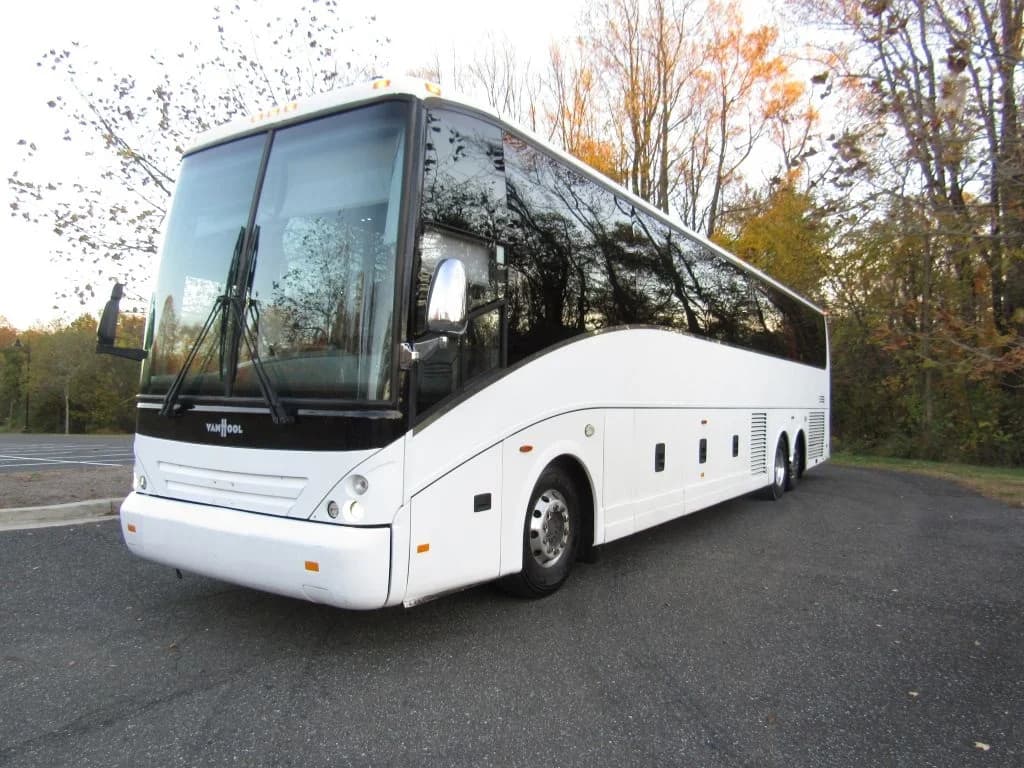 2011 Van Hool T2145 53P Coach - Image 1