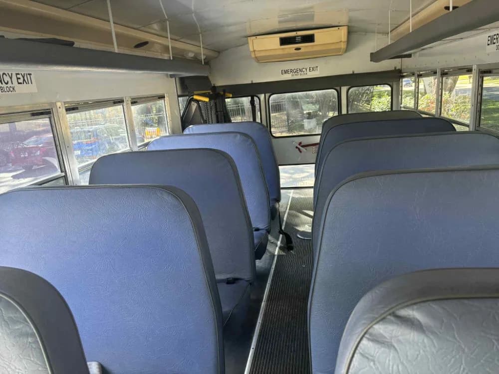 2003 Ford Collins 24P ADA - Image 4