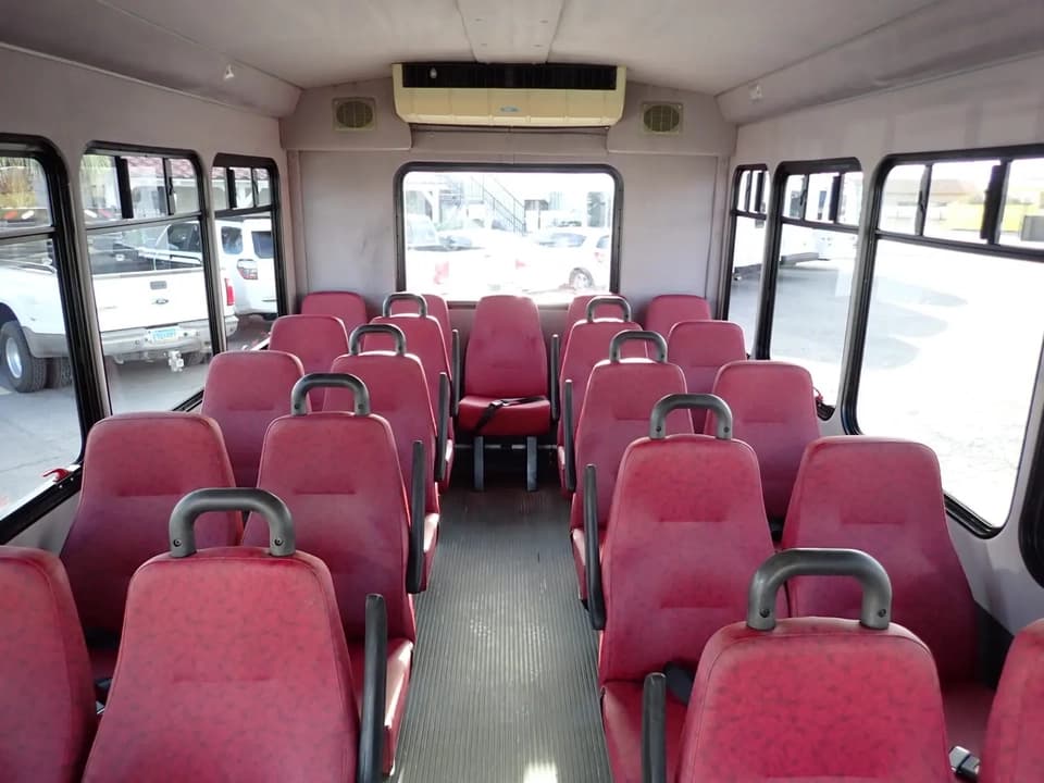 2013 Starcraft Allstar Shuttle Bus - Image 6