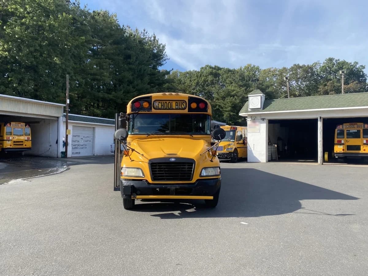 2011 Blue Bird Vision 54P - Image 9