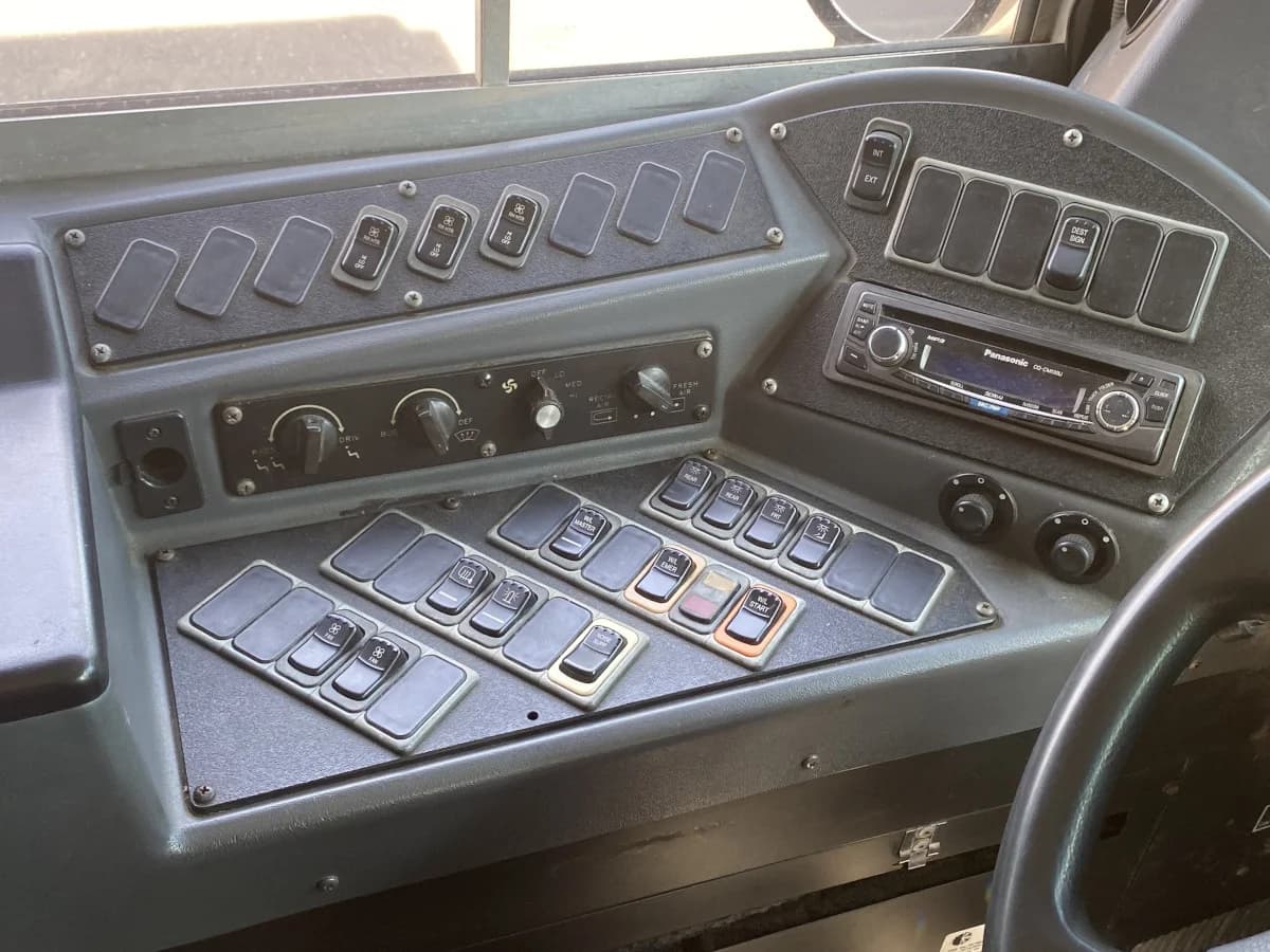 2011 Blue Bird Vision 54P - Image 5