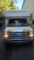 2013 Ford Superduty E-350 bus