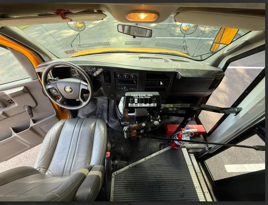 2015 Chevrolet 3500 NJ Spec 16P - Image 7