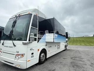 2012 Prevost H3-45 bus