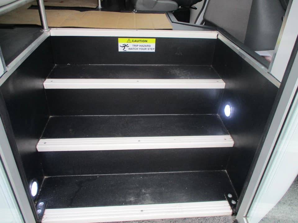 2024 Ford E450 ElDorado Advantage ADA Shuttle Bus - Image 21