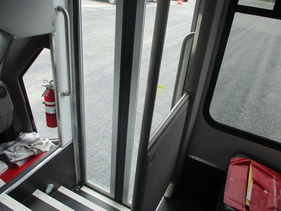 2024 Ford E450 ElDorado Advantage ADA Shuttle Bus - Image 22