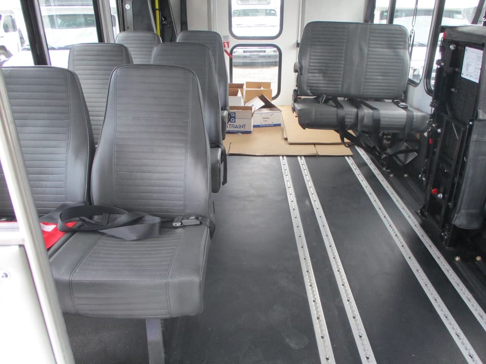 2024 Ford E450 ElDorado Advantage ADA Shuttle Bus - Image 26