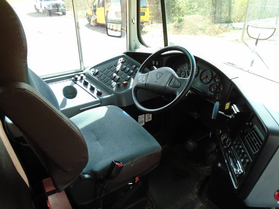 2011 International IC CE School Bus - Image 9