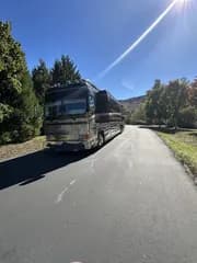 2001 Prevost Country Coach XL bus