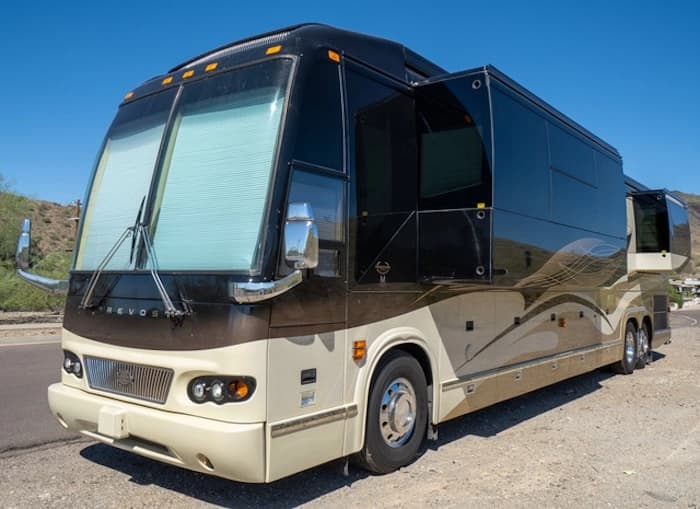2006 Prevost Marathon H3-45 bus