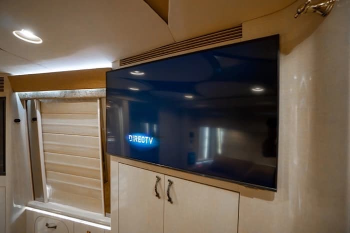 2006 Prevost Marathon H3-45 Motorhome - Image 24