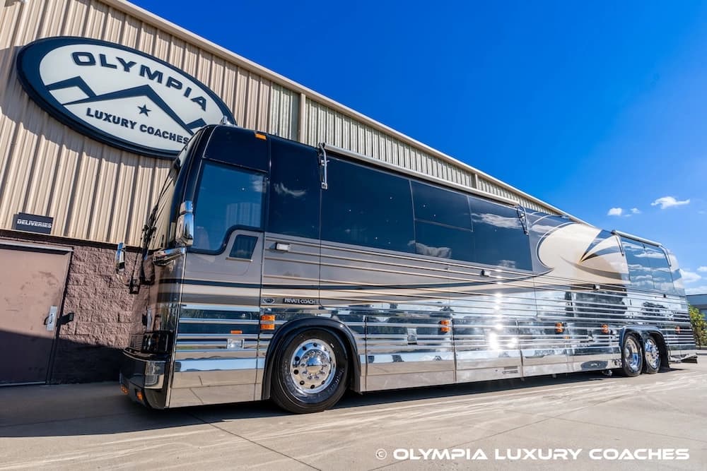 2002 Prevost Liberty XLII bus