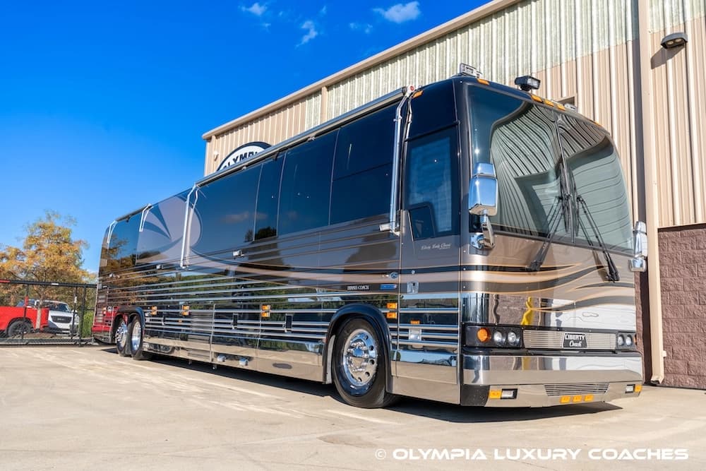 2002 Prevost Liberty XLII Coach - Image 20