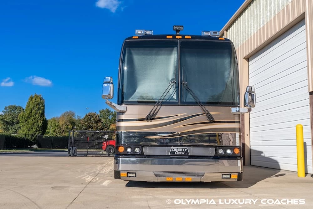 2002 Prevost Liberty XLII Coach - Image 21