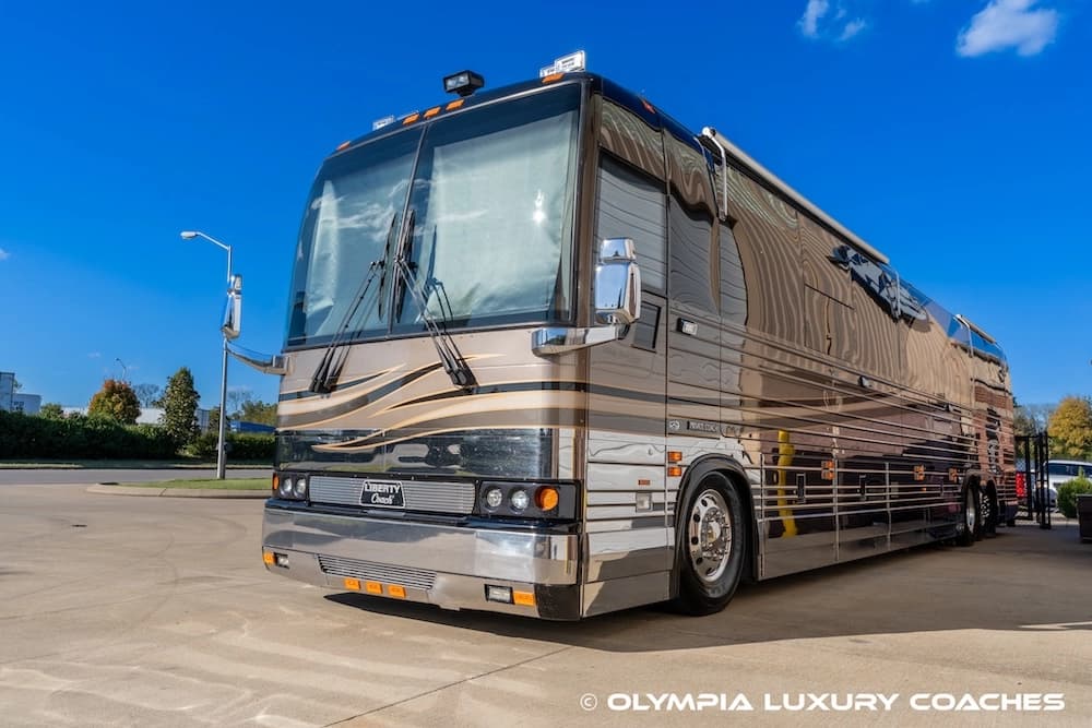 2002 Prevost Liberty XLII Coach - Image 22