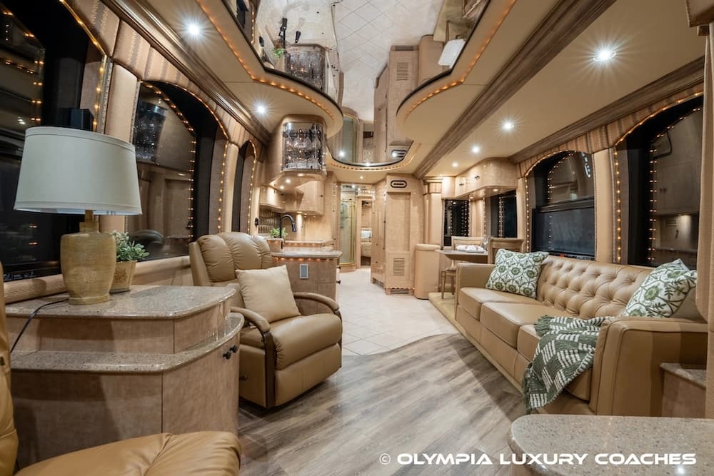 2002 Prevost Liberty XLII Coach - Image 32