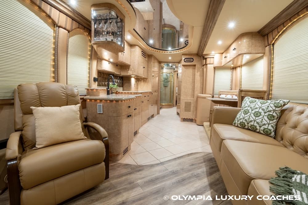2002 Prevost Liberty XLII Coach - Image 38