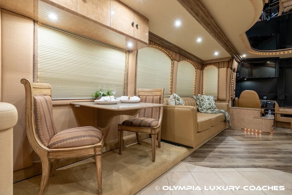2002 Prevost Liberty XLII Coach - Image 42