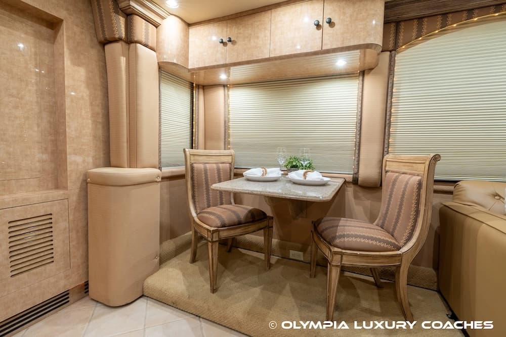 2002 Prevost Liberty XLII Coach - Image 46