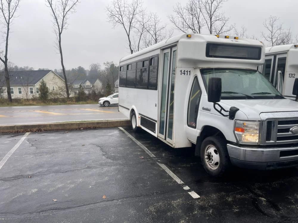 2013 Ford E450 bus