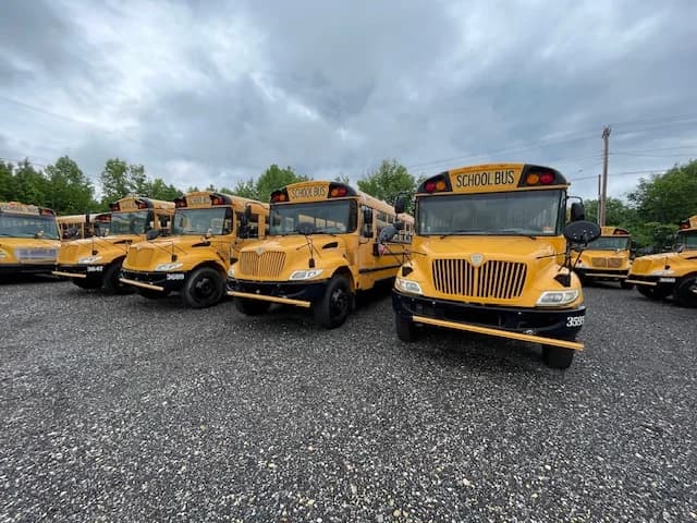 2012 International CE Diesel - Image 3