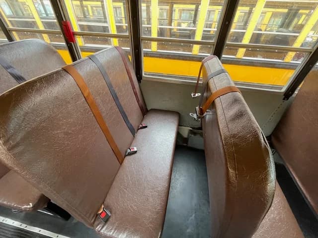 2012 International CE Diesel - Image 9