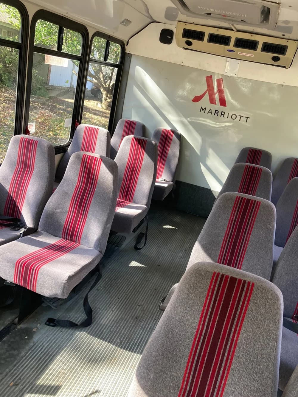 2010 Ford E350 flex fuel - Image 10