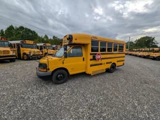 2009 Chevrolet 3500 bus