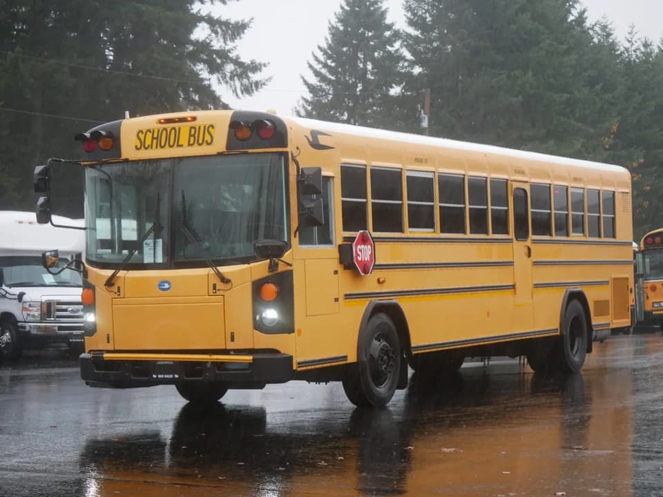 2012 Blue Bird All American - Image 2