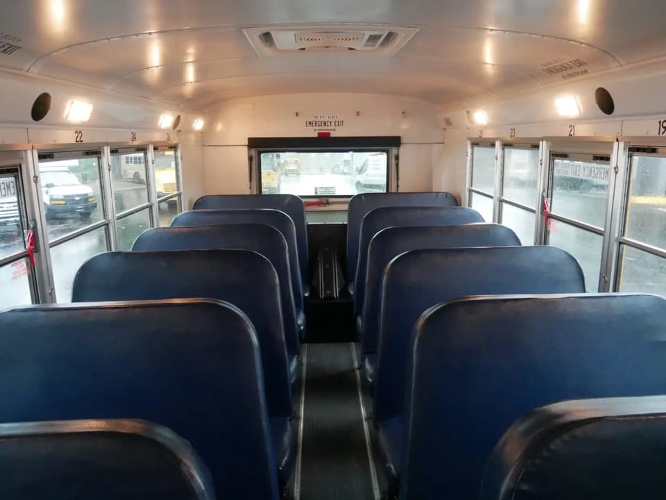 2012 Blue Bird All American - Image 7