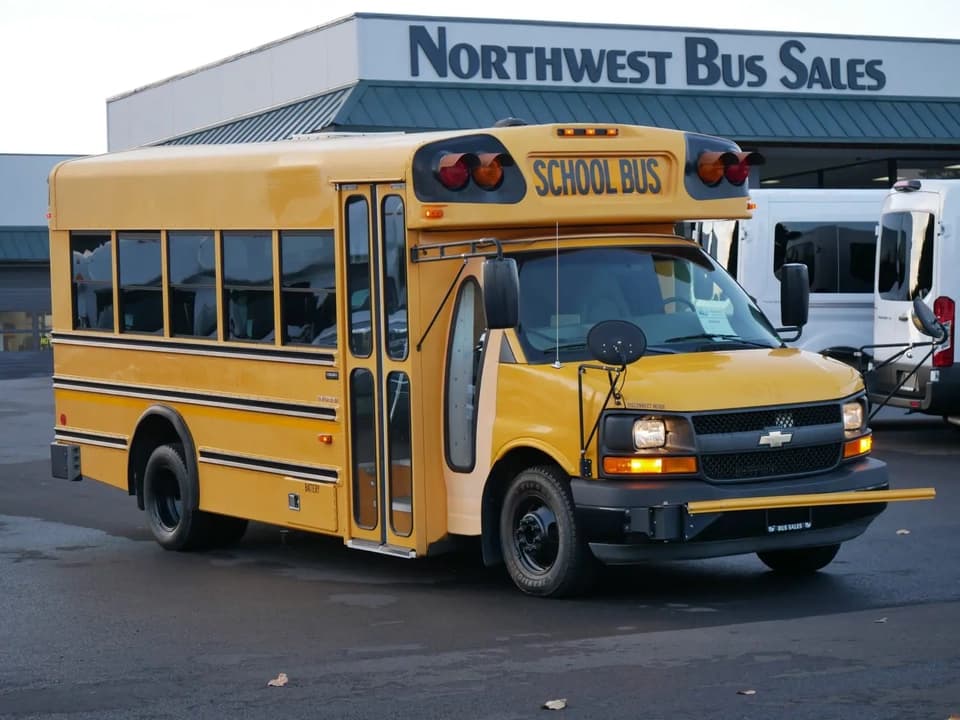2007 Collins Bus Super Bantam bus