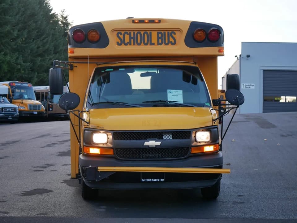 2007 Collins Bus Super Bantam - Image 12
