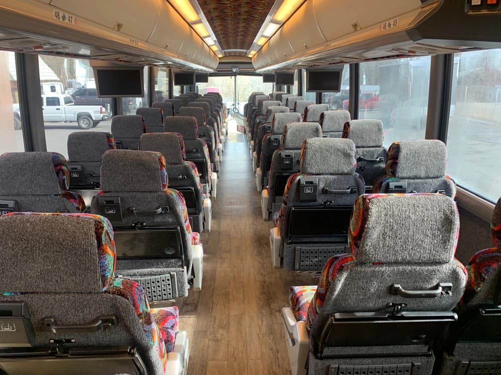 1999 MCI 102-EL3 Coach Bus - Image 14