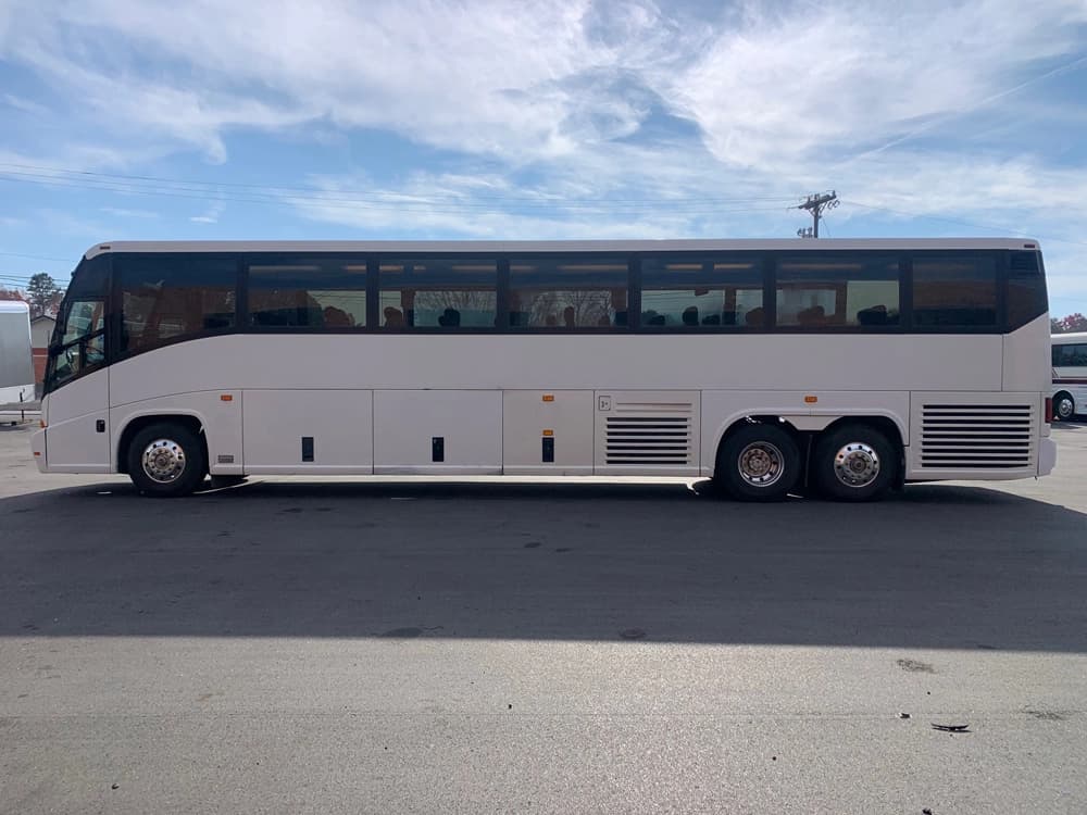 1999 MCI 102-EL3 Coach Bus - Image 6