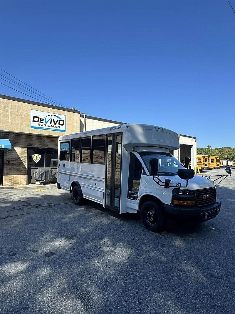 2025 Collins Unknown bus